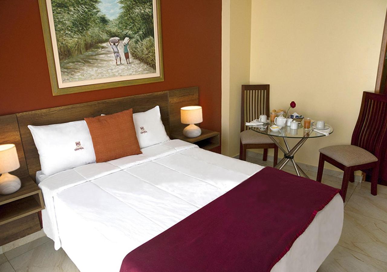 Hotel Central Trujillo Ngoại thất bức ảnh